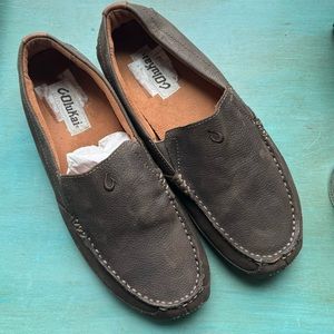 Olukai Akra Men’s Leather Moccasin - worn once very Good Condition 8.5M
